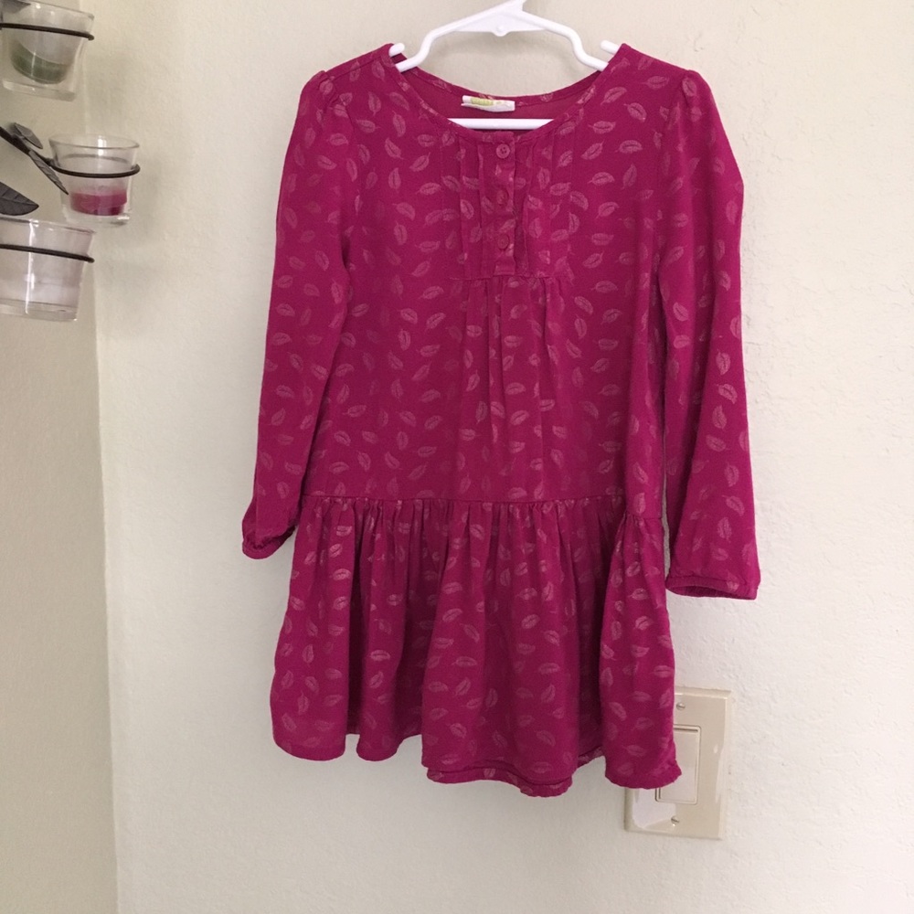 Crazy 8 Burgundy top with leaves size 4